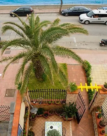 Colapesce Alojamento de Acomodação e Pequeno-almoço 4*