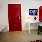 科拉佩斯切公寓 4* 圣泰雷萨迪里瓦